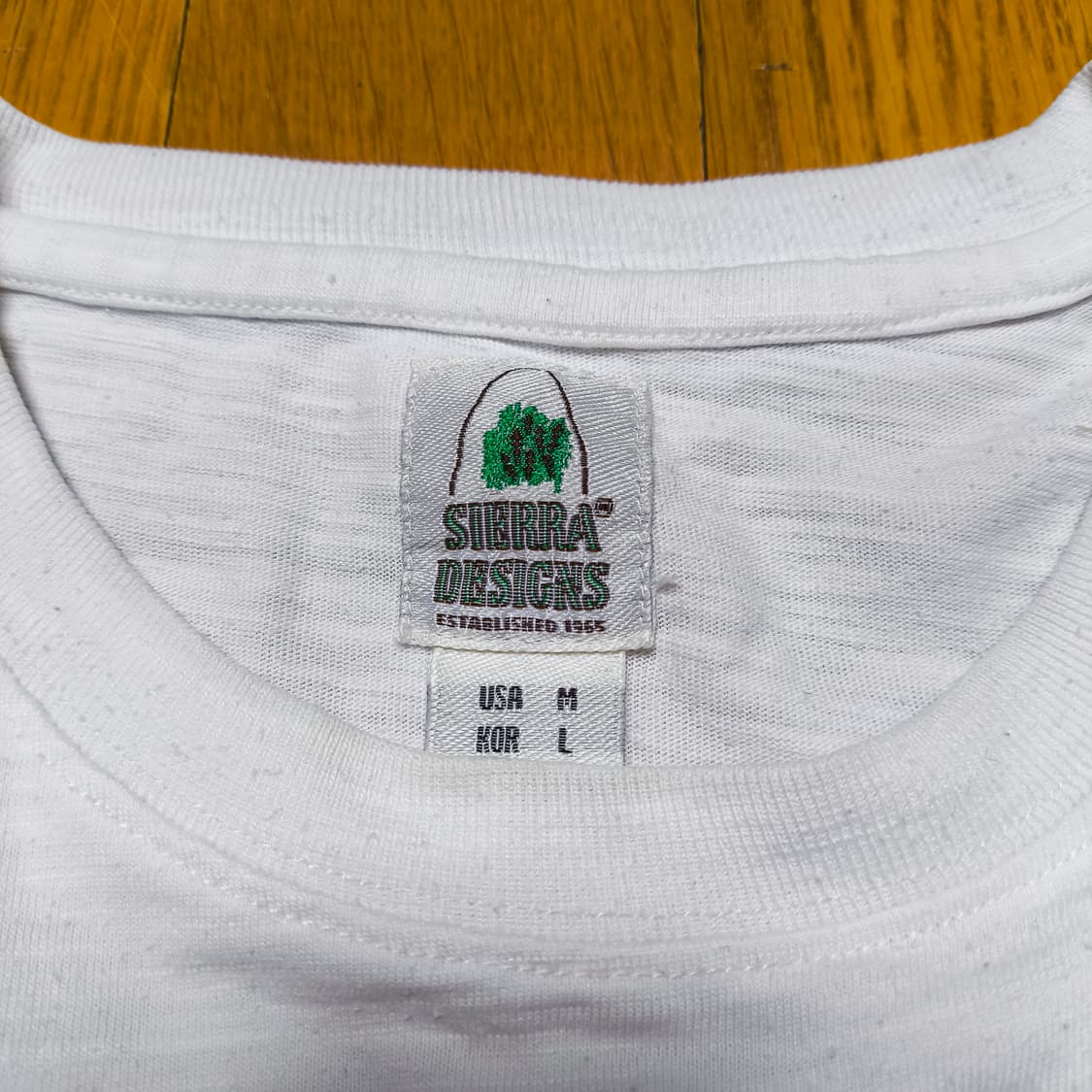 ​[L] 시에라 디자인(Sierra Designs) 화이트 포켓 티셔츠 상품이미지5