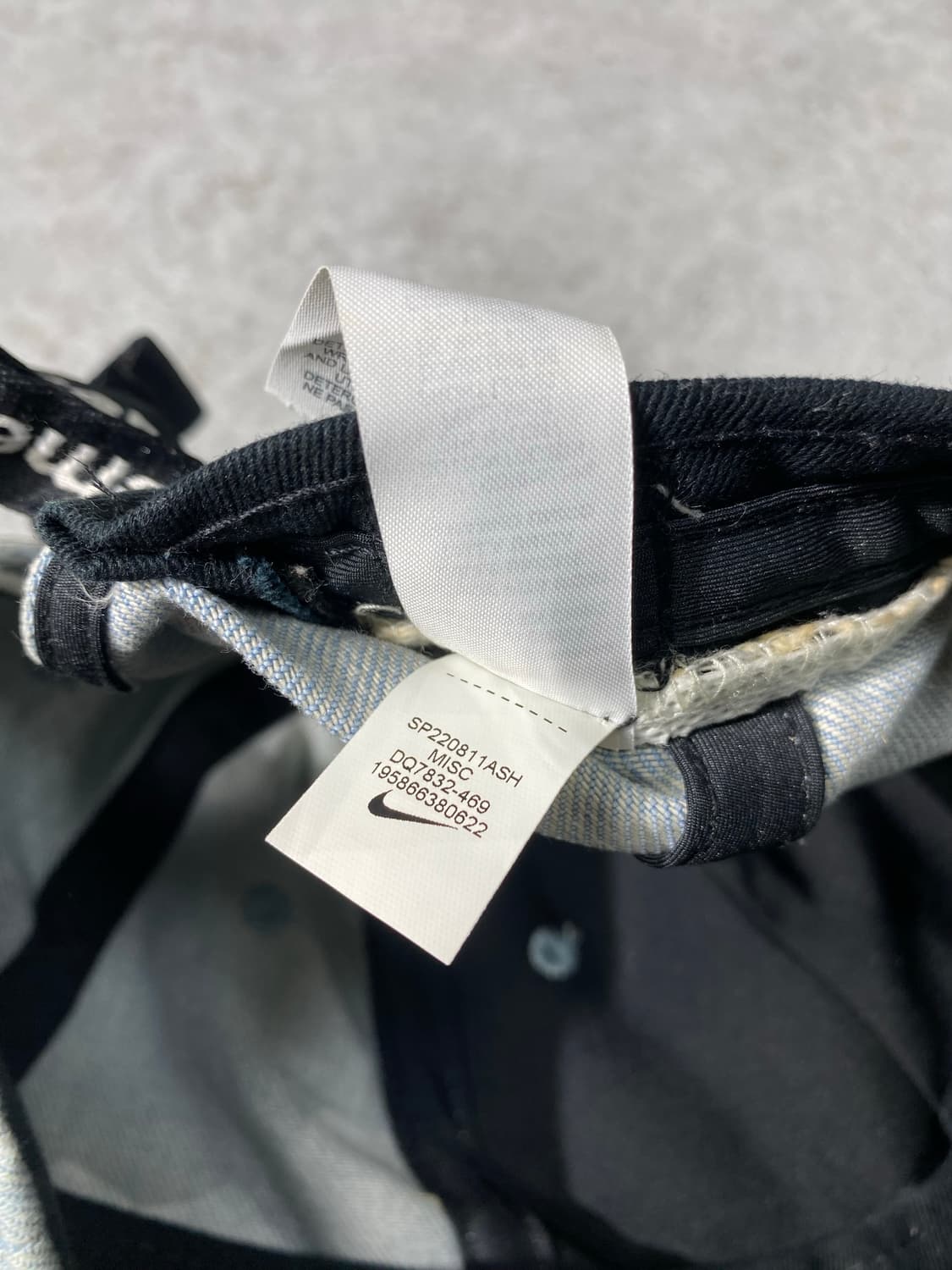 [OS] Nike ACG x Supreme 워시드 블루 데님 볼캡 상품이미지9