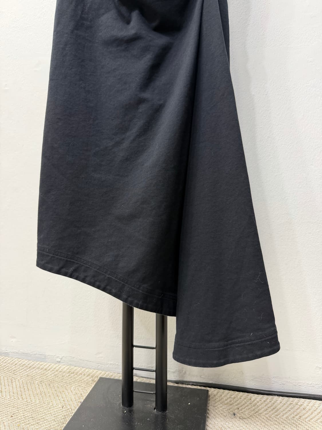 정품) COS 코스 블랙 셔링 미니 원피스 S 상품이미지4