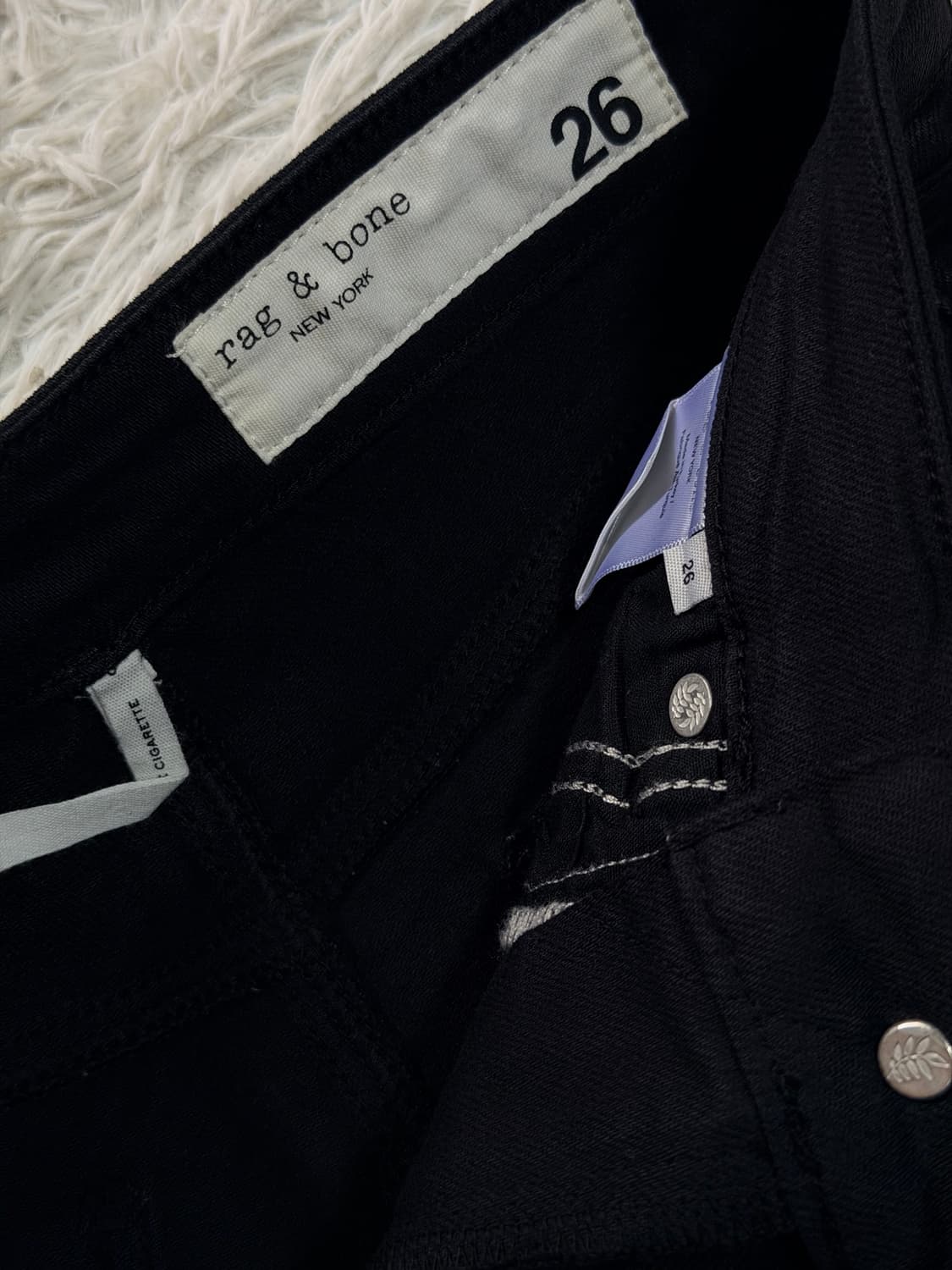 랙앤본 rag & bone 코티드 블랙 시가렛 데님 팬츠 상품이미지3