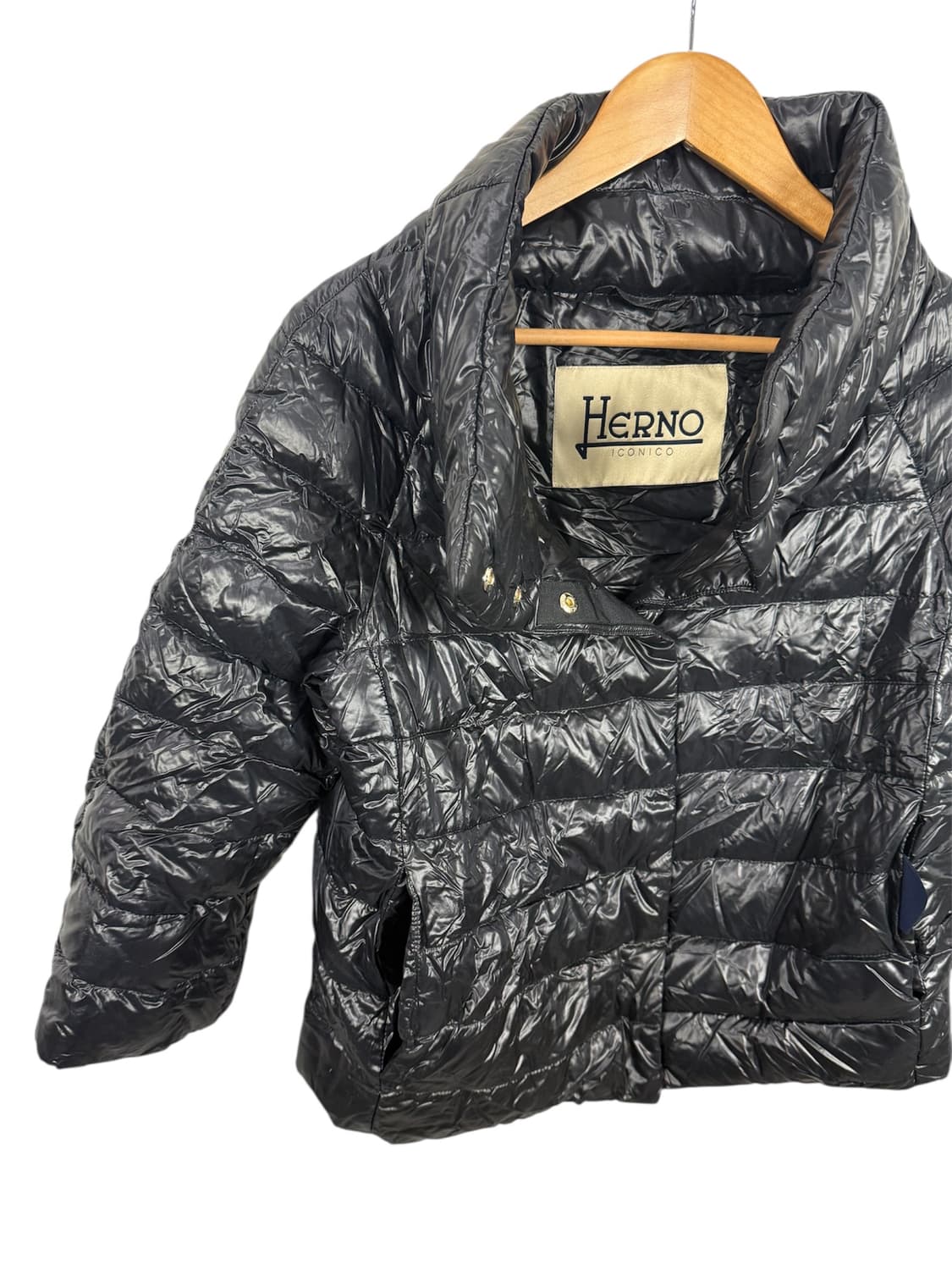 에르노 구스다운 숏 경량패딩 여성40 상태좋음 상품이미지3