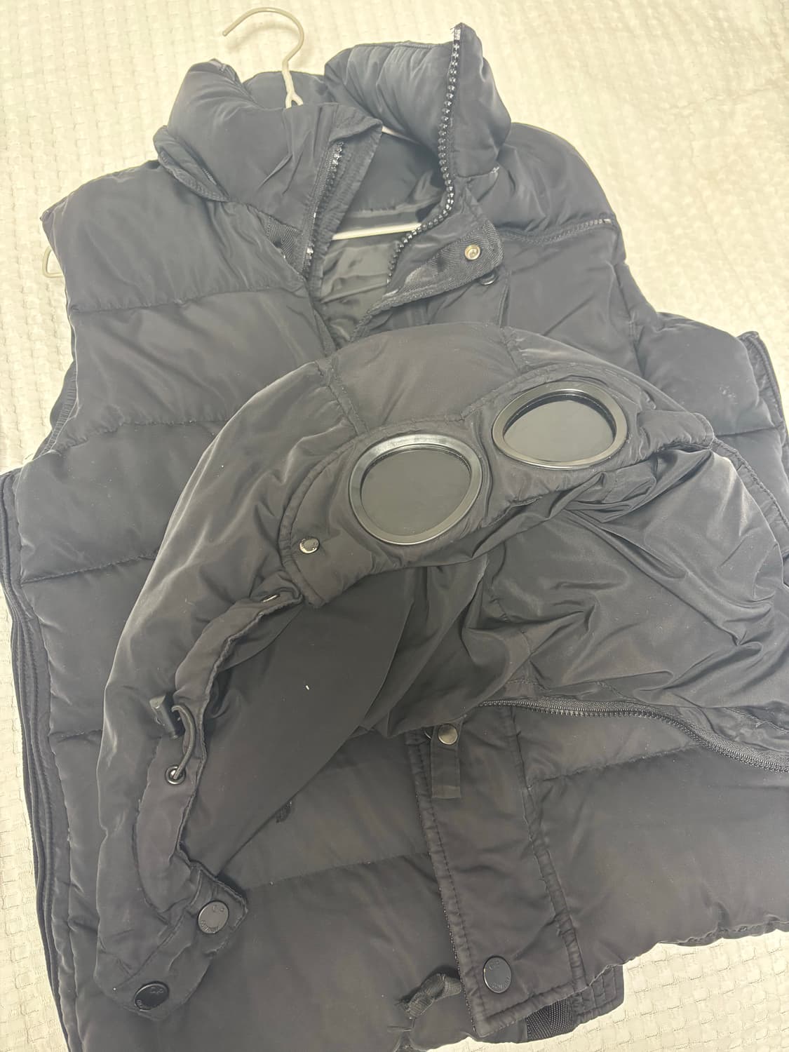 cp컴퍼니 고글 후드 베스트 상품이미지1