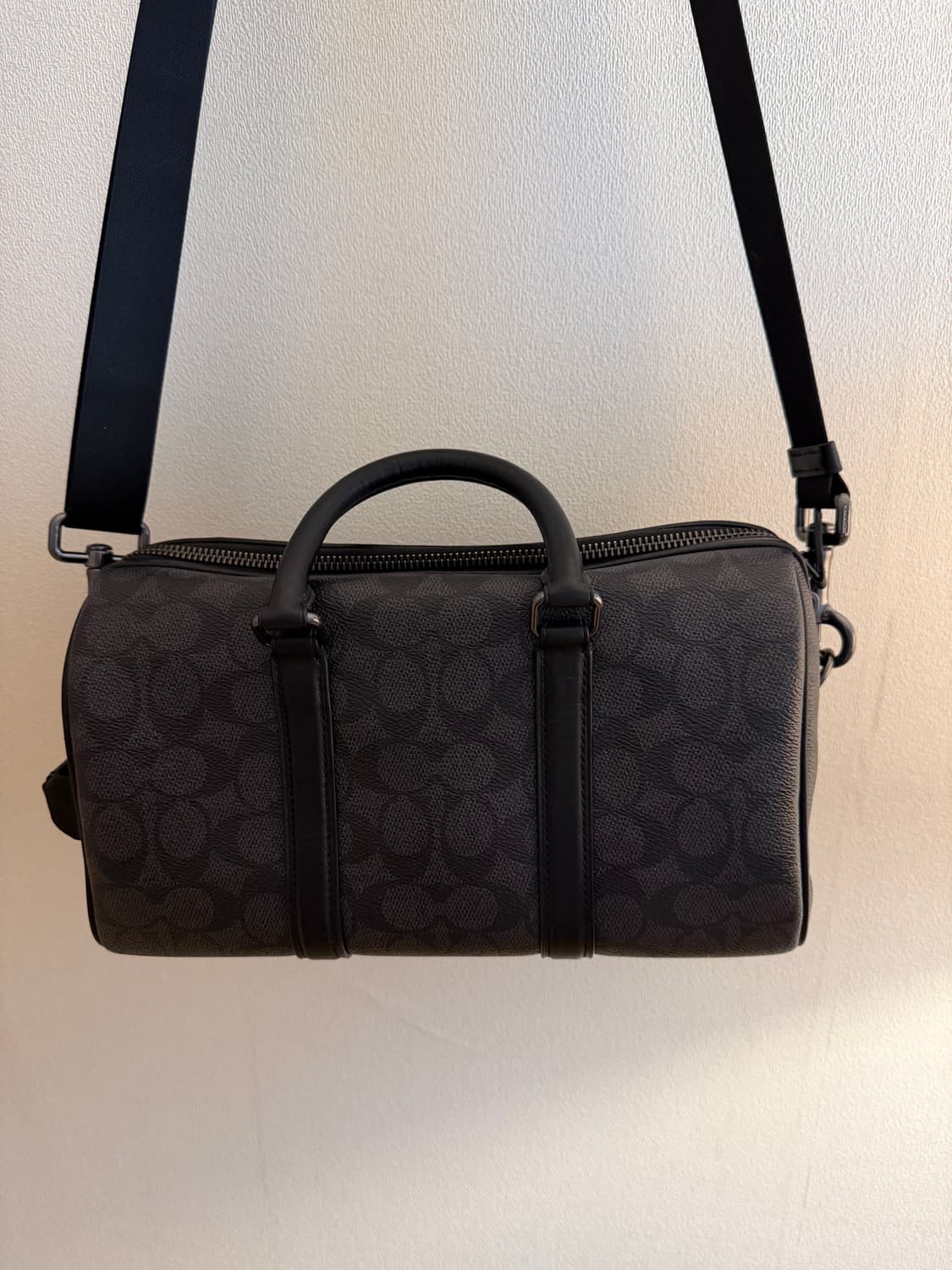 코치 블랙 와펜 더플백 크로스백  상품이미지3