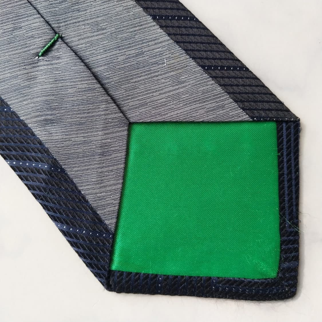 까르뱅 실크 네이비 헤링본 패턴 넥타이 9.2cm A+등급 K2107 상품이미지6