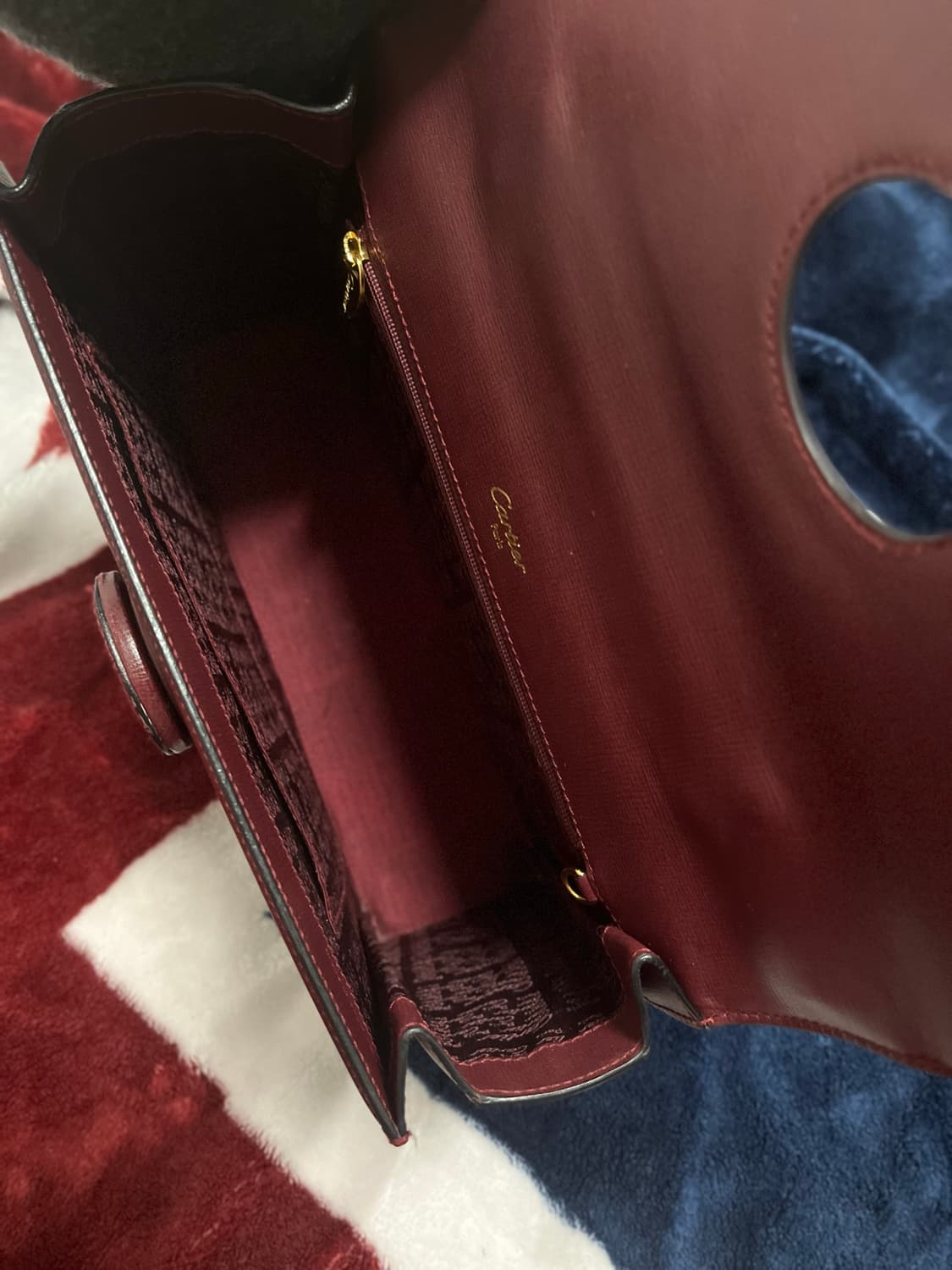 까르띠에 버건디 Calf Leather 핸드백 정품 상품이미지3