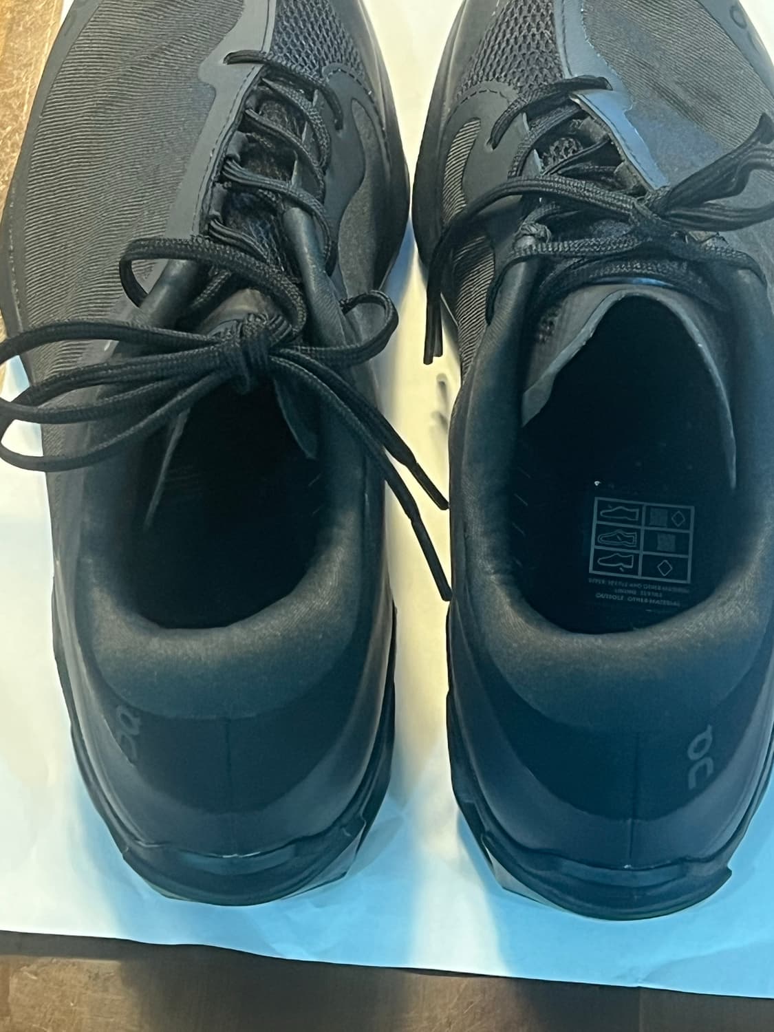 [ W235 ] 파프 온러닝 클라우드 벤쳐 피크 올 블랙 상품이미지5