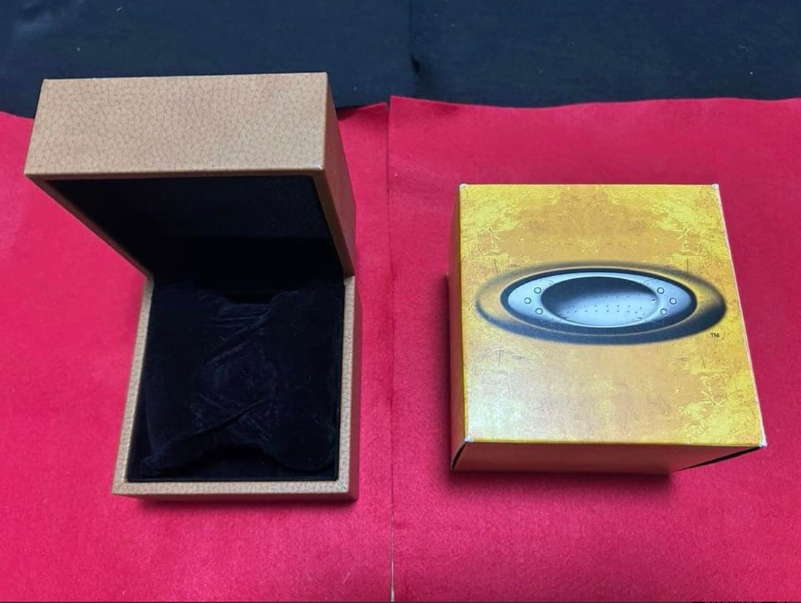 오클리 손목시계 워치 GMT 정품 상품이미지3