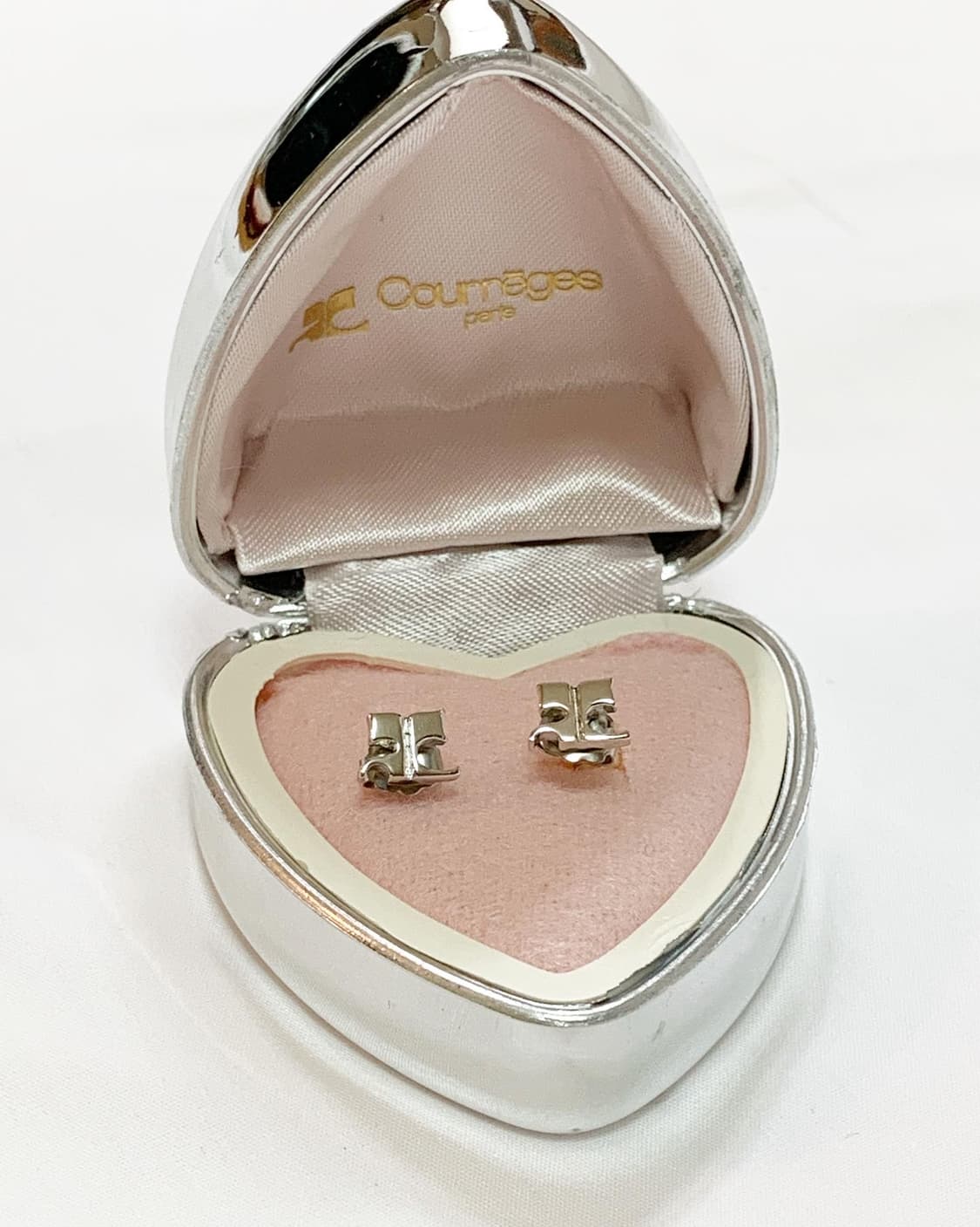 꾸레쥬 로고 귀걸이 상품이미지6