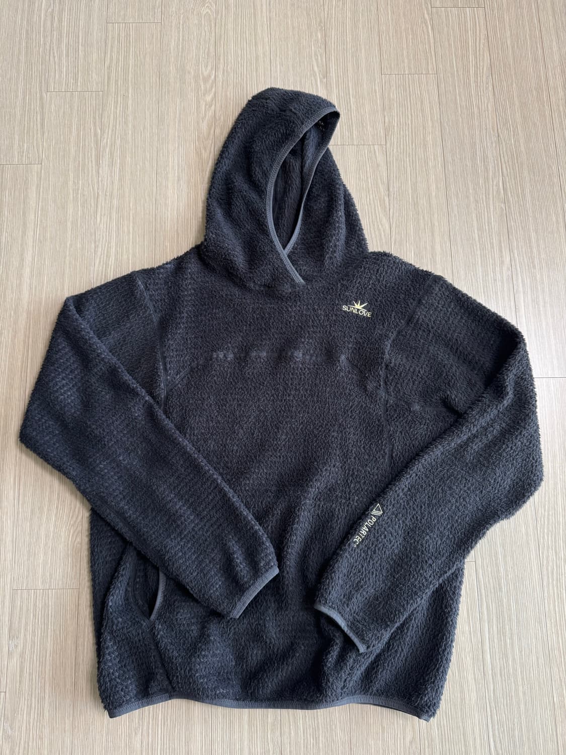 썬러브 폴라텍 알파 후드 차콜L 상품이미지2