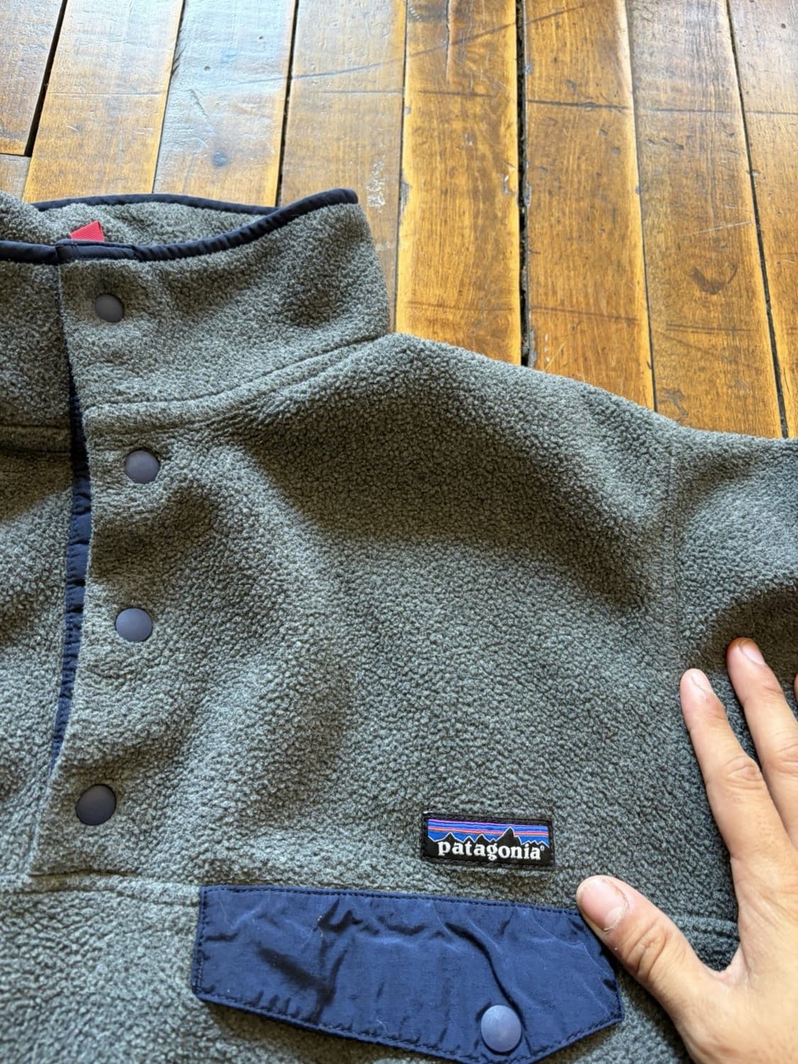 20s 파타고니아 신칠라 스냅-T 그레이/네이비 상품이미지2