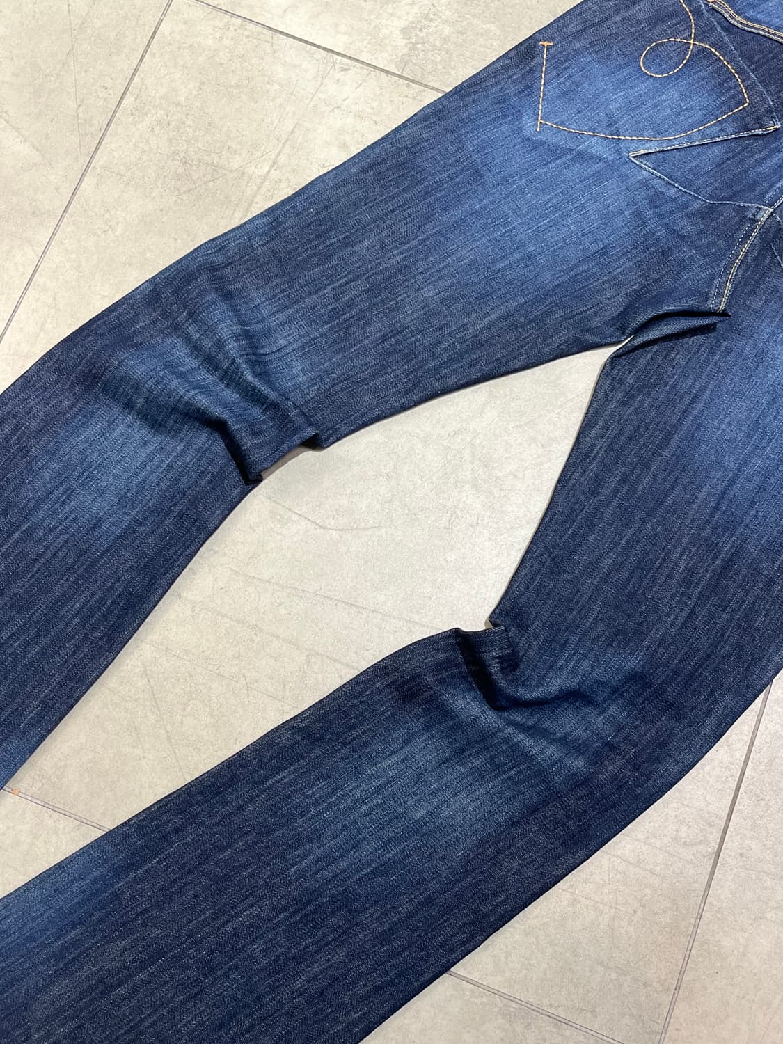 00s 마리떼 프랑소와 저버 스타 패치 데님 부츠컷 팬츠 상품이미지10