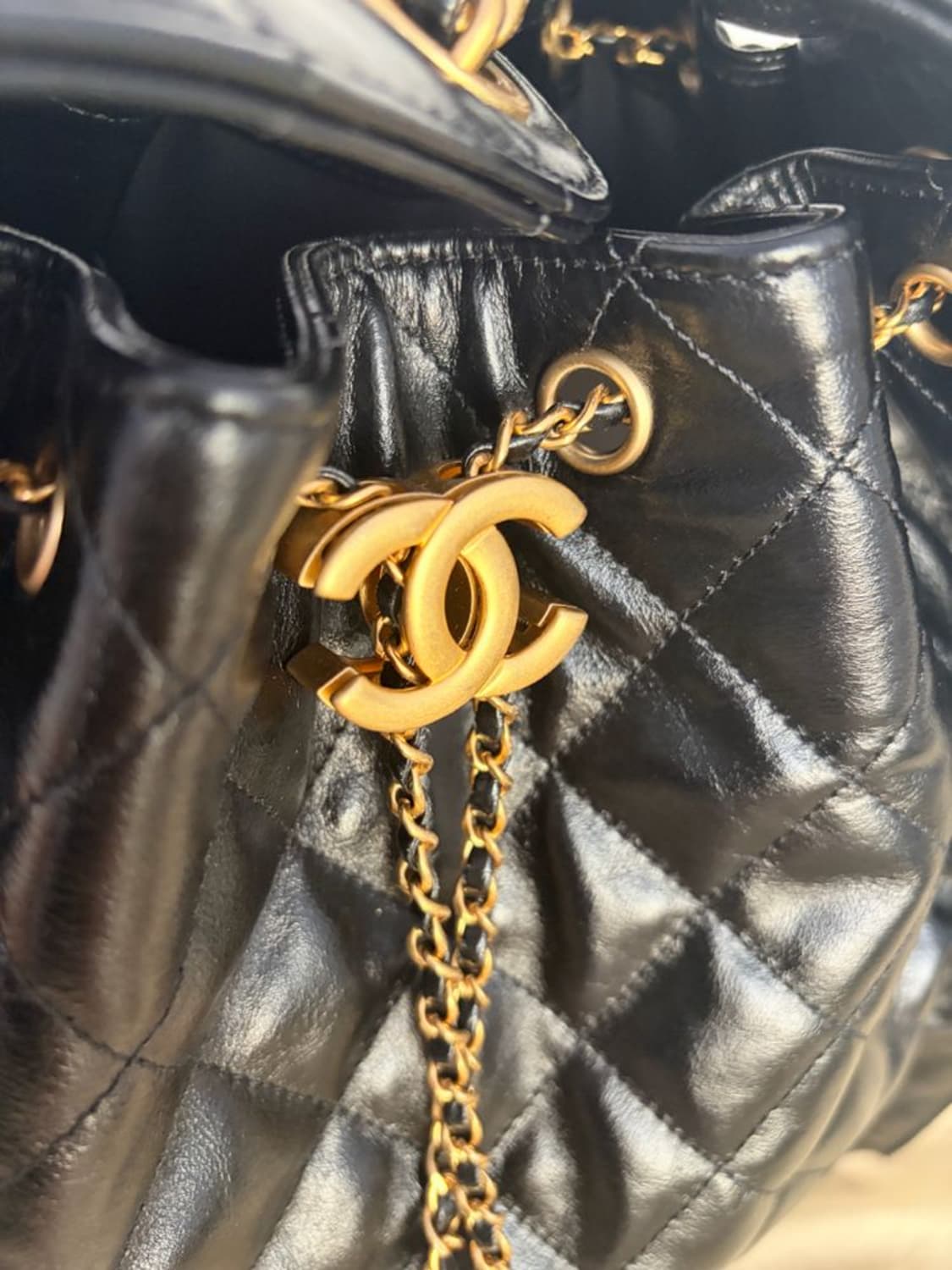 샤넬 25백 미디움 유광 카프스킨 초기 버전 초하이 상품이미지3