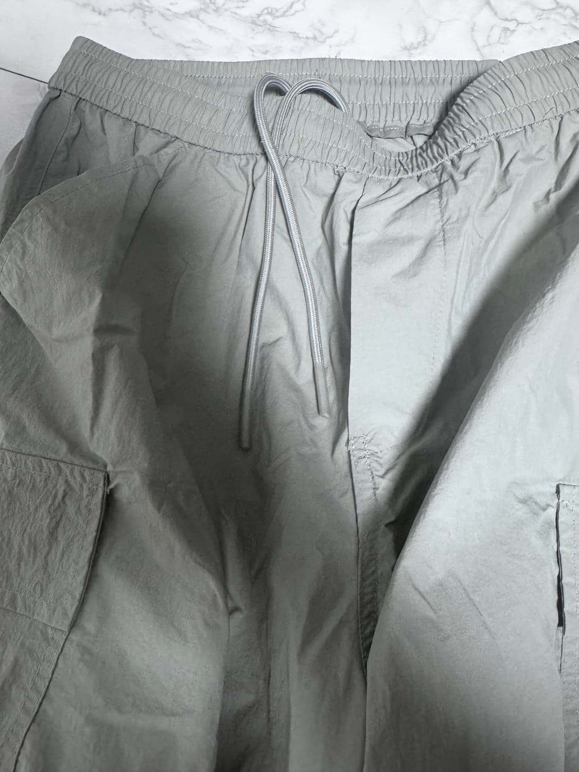 [24SS]라퍼지 라이트 웨더 와이드 카고 파라슈트 팬츠 라이트그레이 상품이미지1