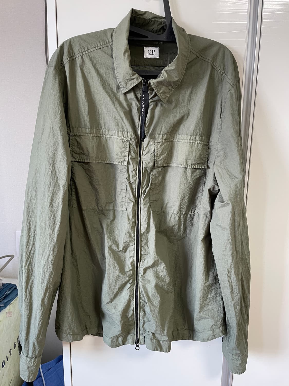 CP컴퍼니 테일론 셔츠 (카키, L사이즈) 상품이미지2