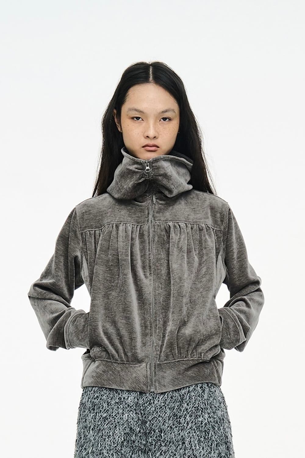 cerric 세릭 셔링 집업 그레이 상품이미지1