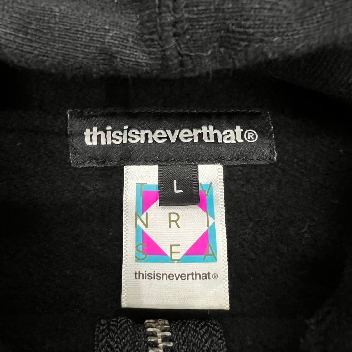 디스이즈네버댓 블랙 후드집업 상품이미지2