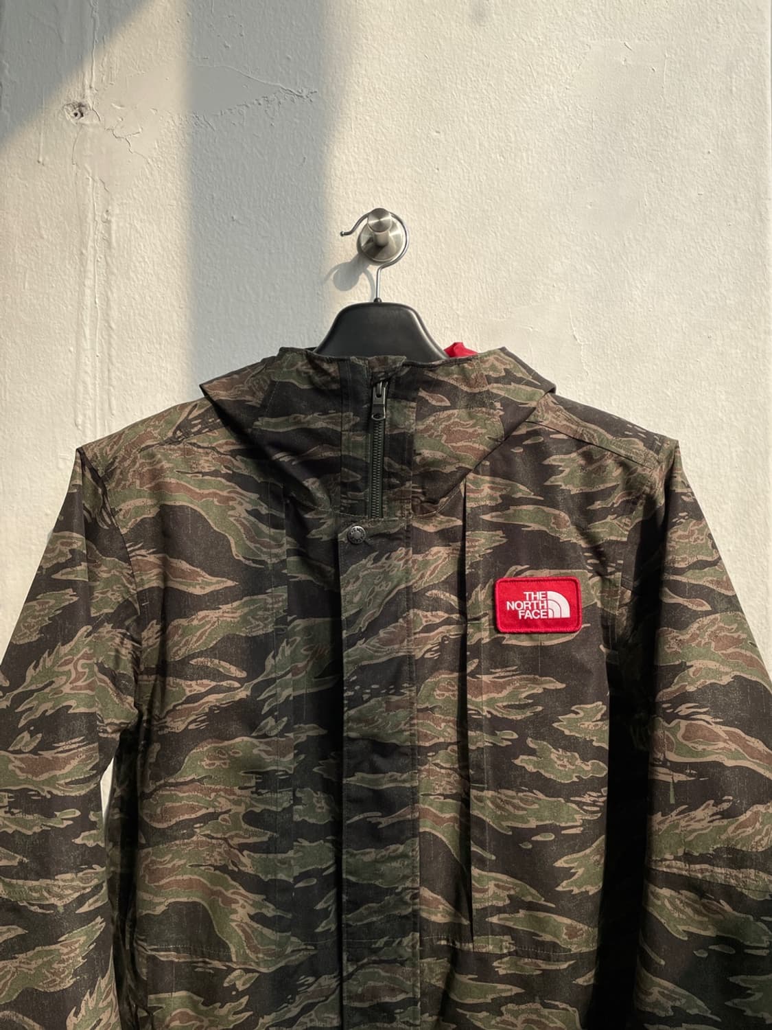 노스페이스 타이거 카모 하이벤트 바람막이  상품이미지4