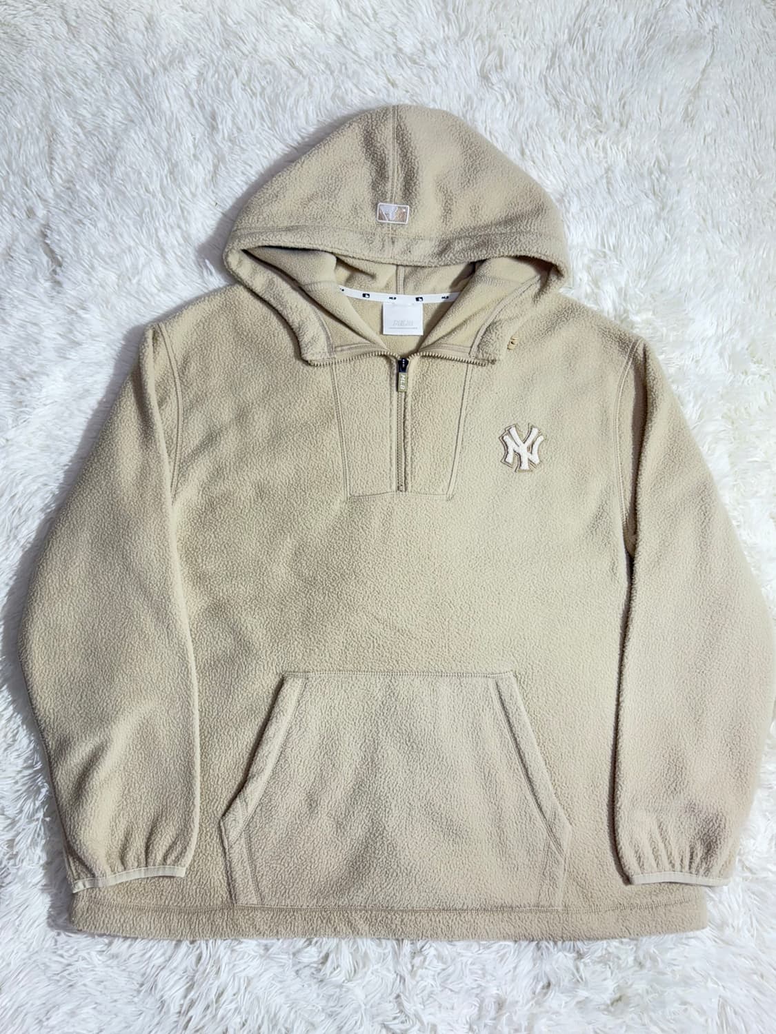 MLB 양키스 베이지 플리스 반집업 후드  상품이미지4
