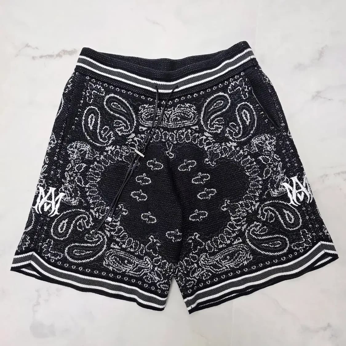 정품 Amiri 아미리 반다나 니트 반바지 M 상품이미지8