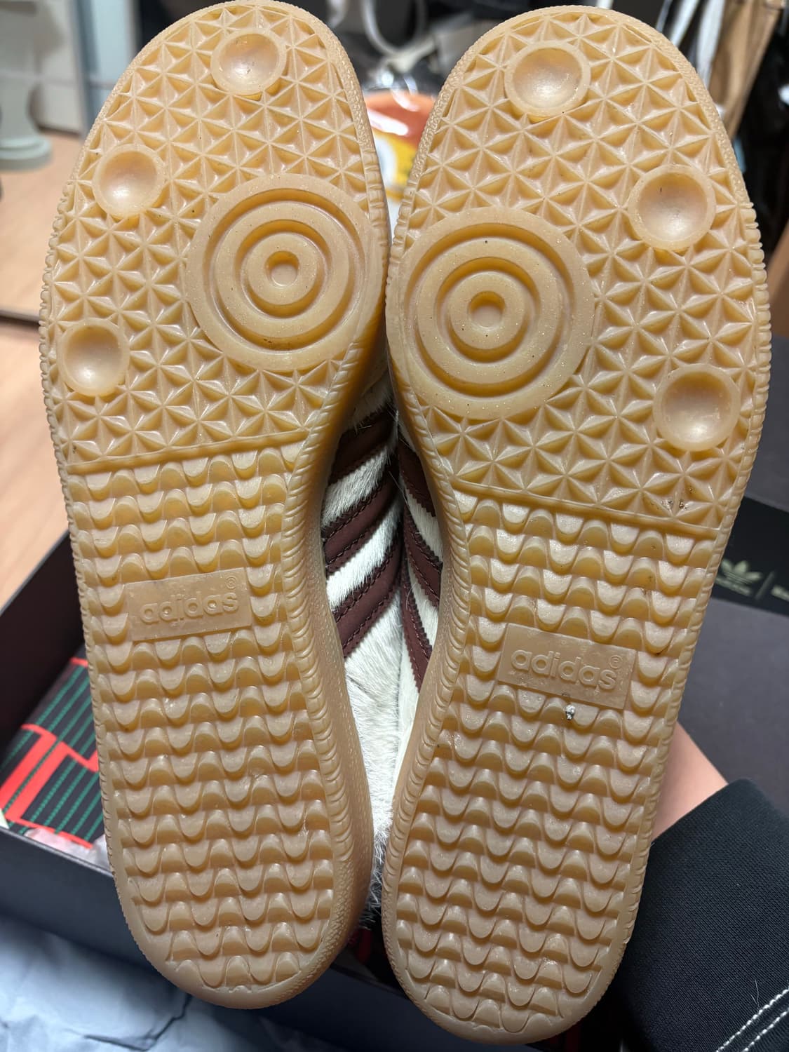 아디다스 웨일즈보너 삼바 크림 305 풀박 상품이미지9