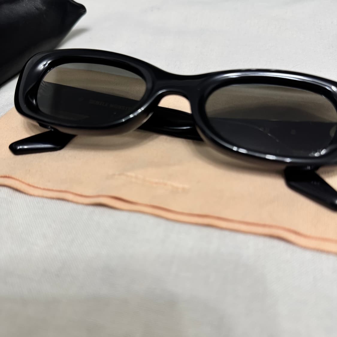 젠틀몬스터 Gentle Monster 탐부 Tambu 01 상품이미지2