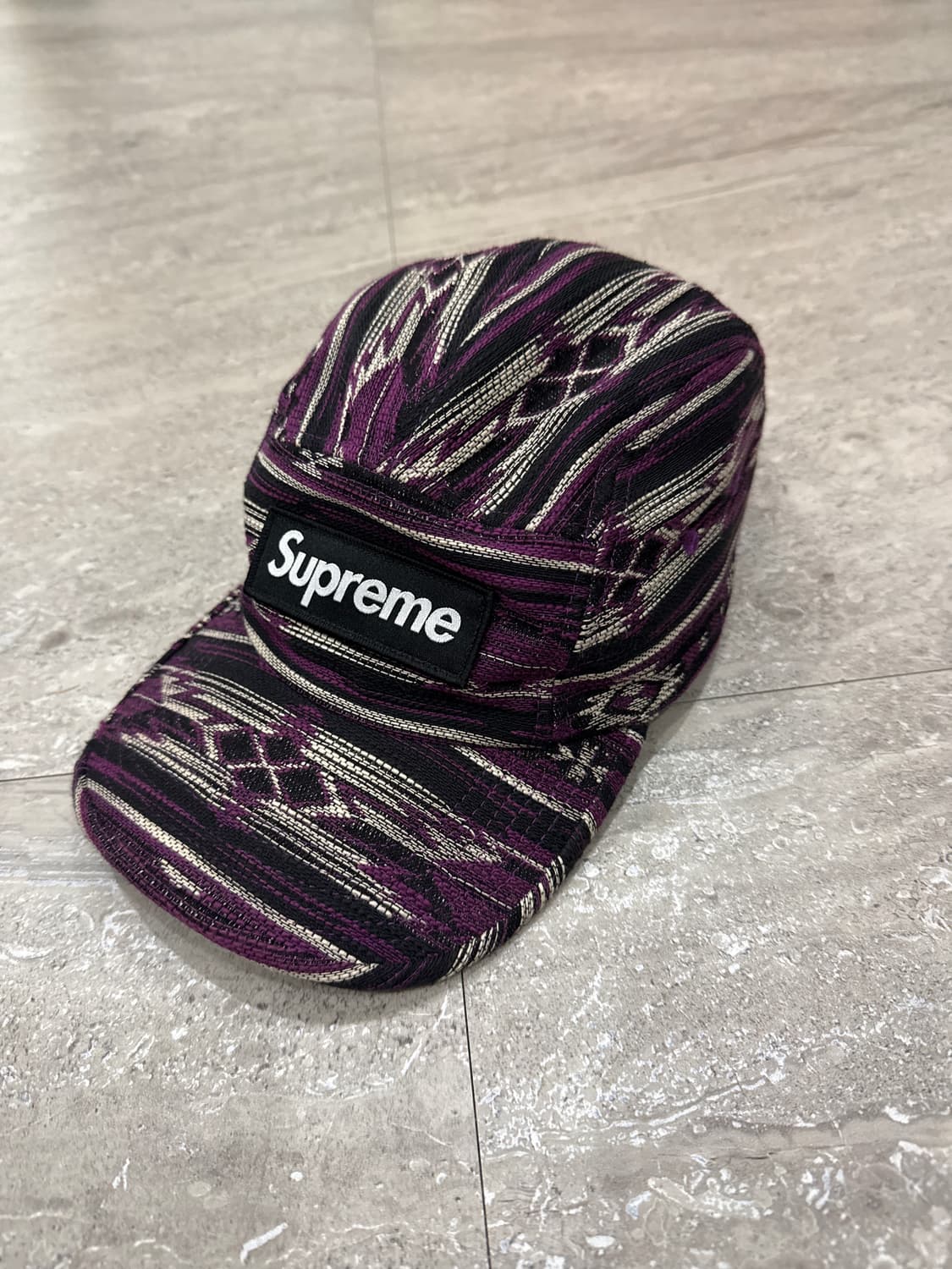 슈프림 22fw 우븐패턴 캡프캡 상품이미지1