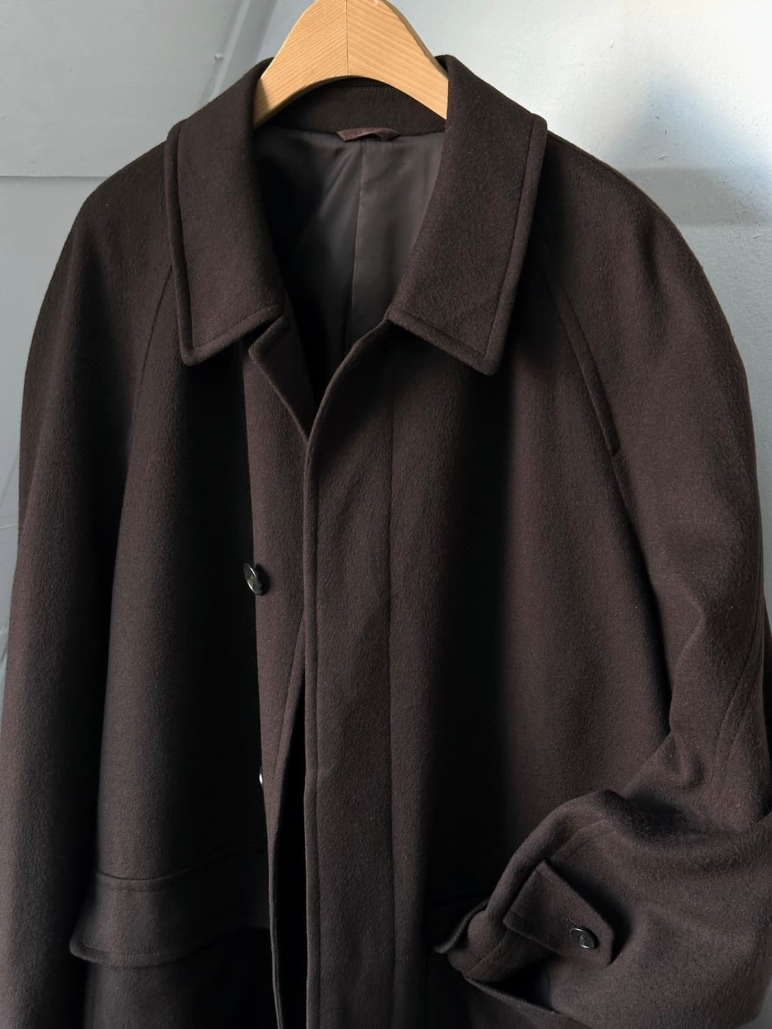 Cashmere wool blend Balmacaan mid coat 상품이미지1