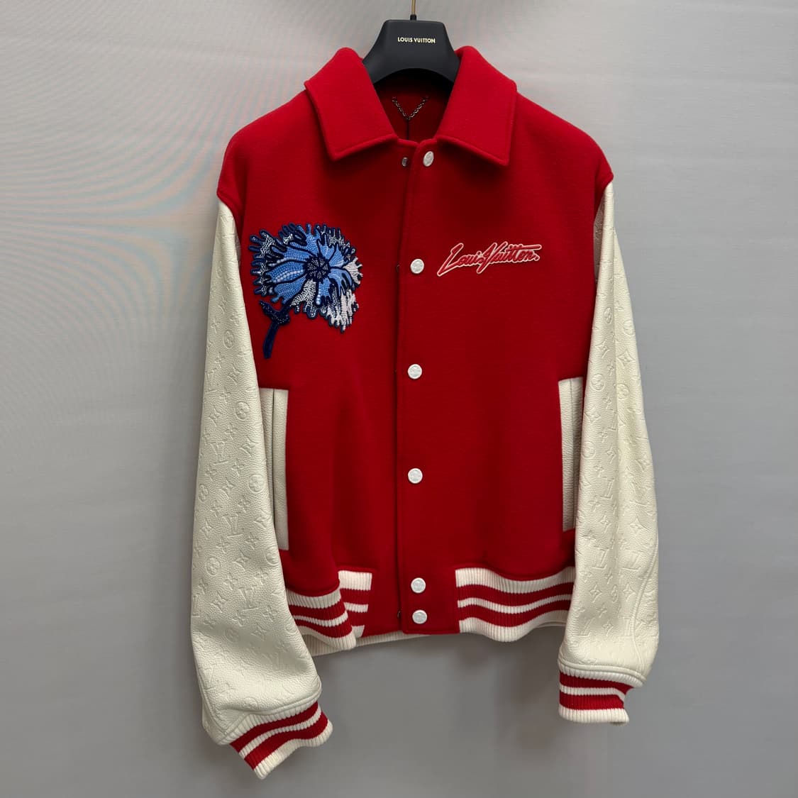 루이비통 x 야요이 쿠사마 싸이키델릭 플라워 자수 바시티 블루종 자켓 상품이미지2