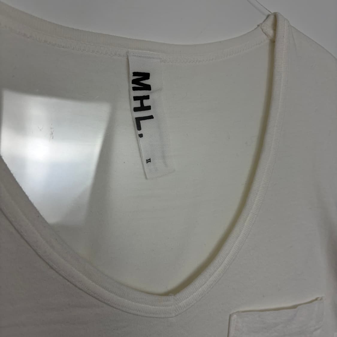 마가렛호웰 mhl 브이넥 포켓 반팔 티셔츠 상품이미지2