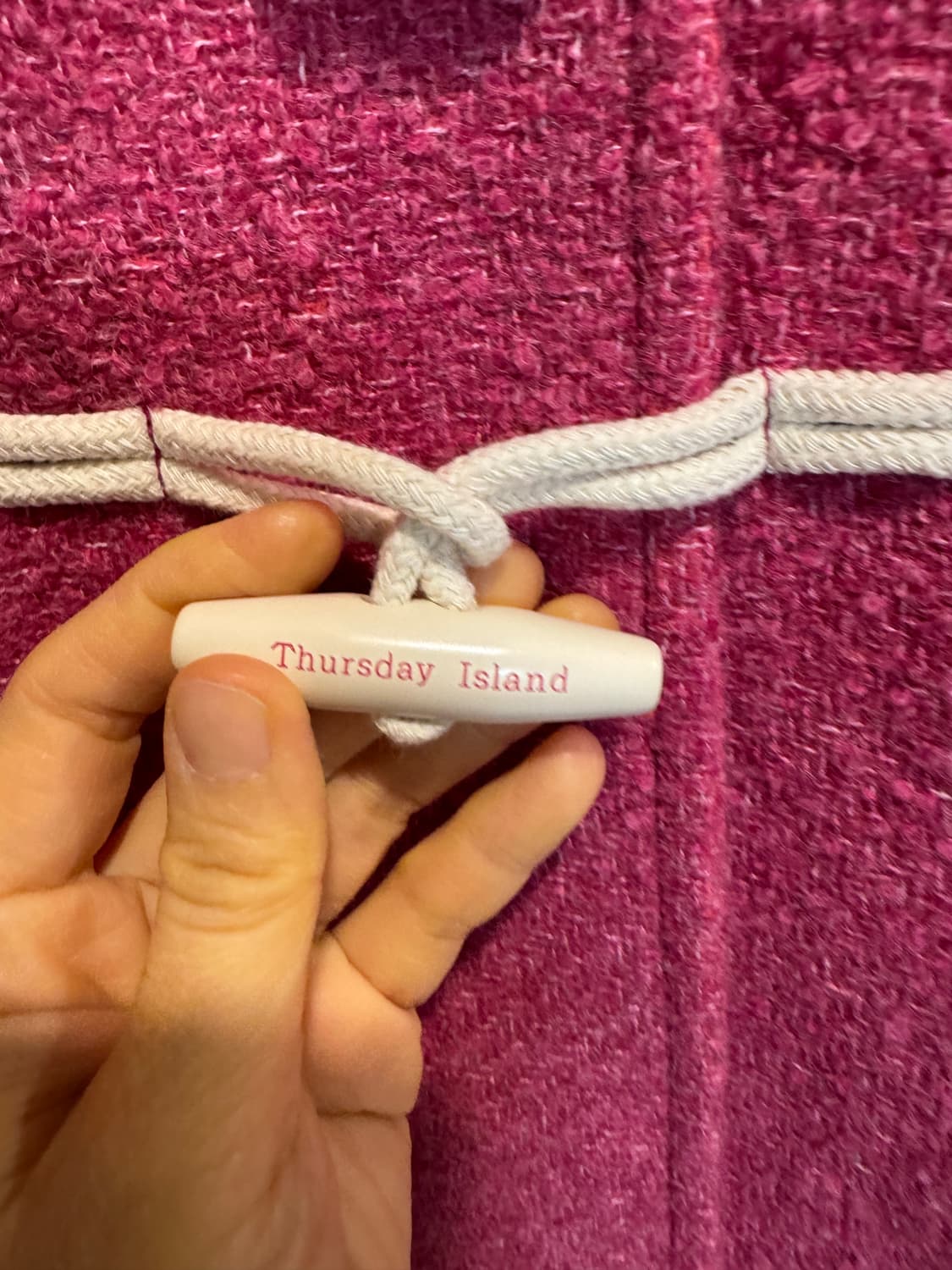 새상품 Thursdays island 썰스데이아일랜드 코트 상품이미지5