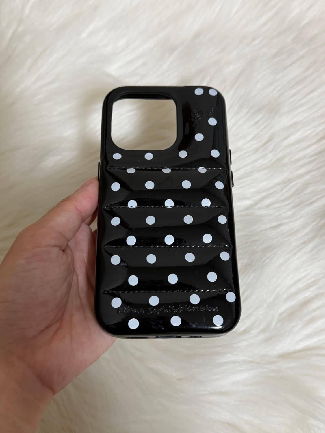 어반소피스티케이션 도트케이스 15프로  상품이미지2