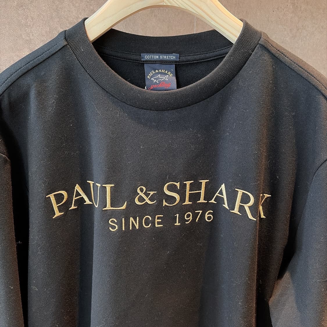 (정품/새상품) 폴앤샤크 남성 블랙 자수 로고 맨투맨 상품이미지2