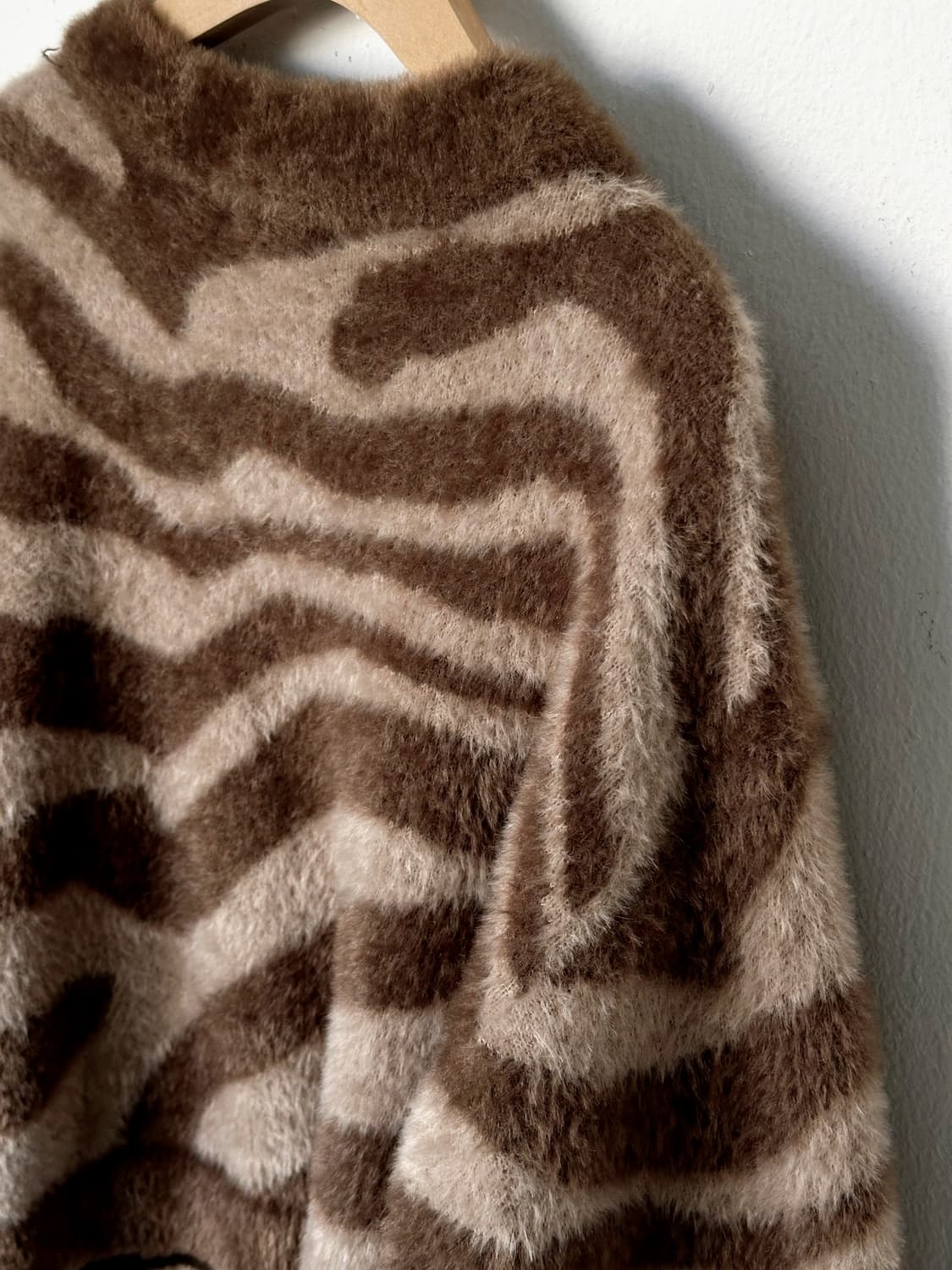 Brushed fabric cropped knit P/O 상품이미지6