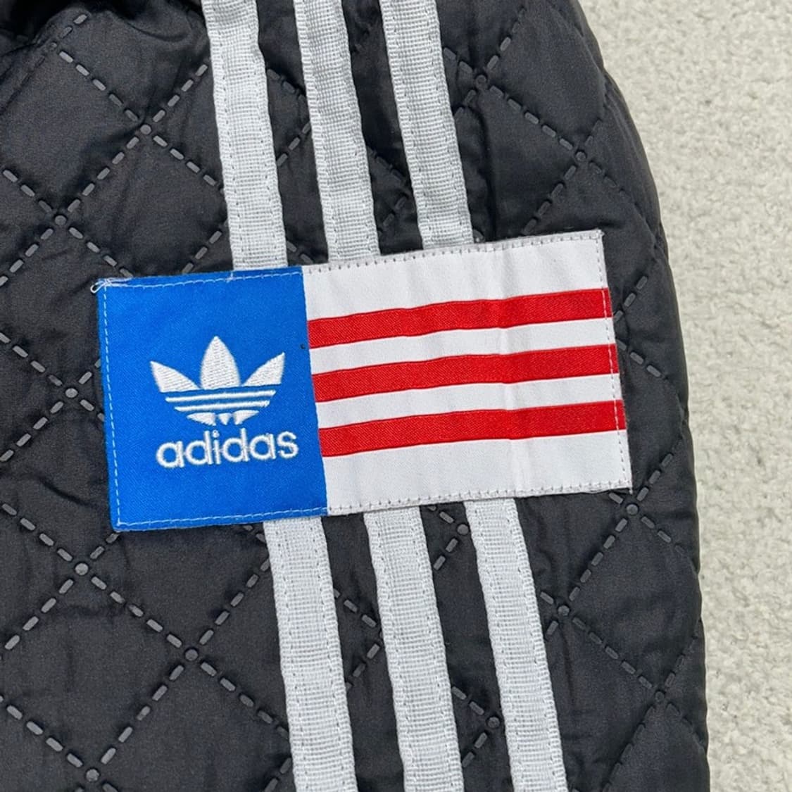 아디다스 X 리타오라 퀄팅 맨투맨 85 상품이미지3