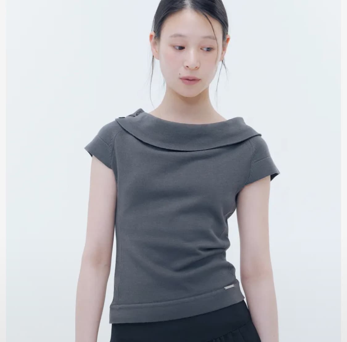 미세키서울 Button boat neck knit top CHARCOA 상품이미지1