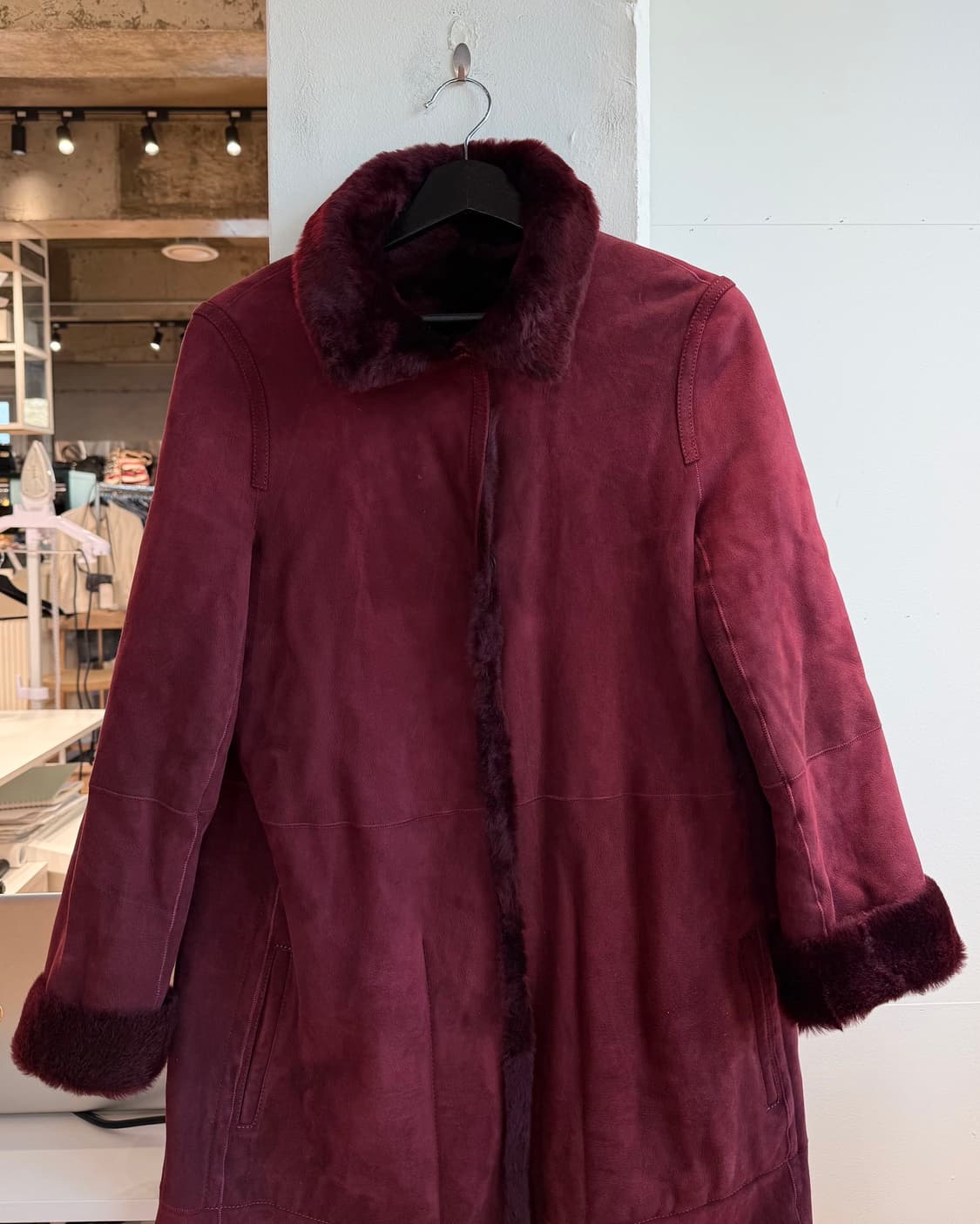 이브 살로몬 버건디 시어링 쉽스킨 롱코트 상품이미지3