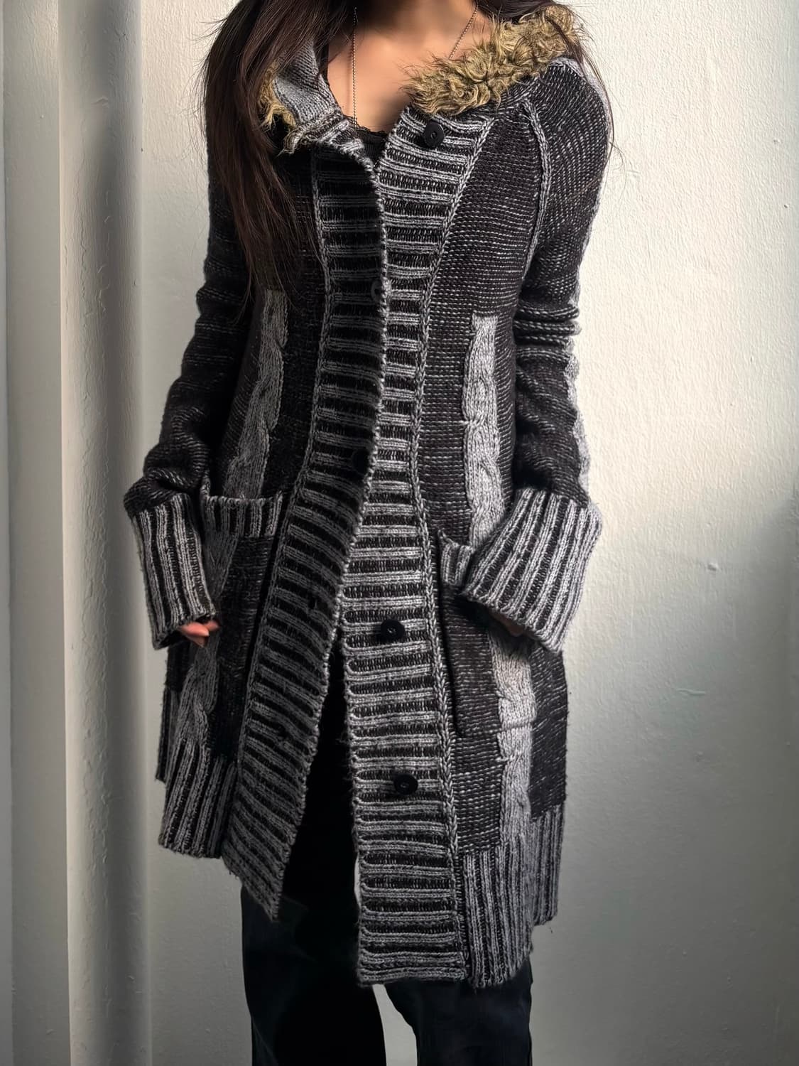Vintage Grey Fur Hood Long Knit Cardigan 상품이미지5