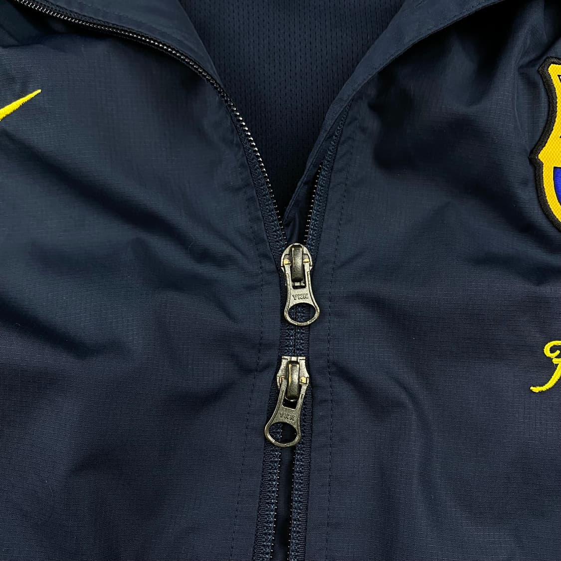 나이키 스우시 바르셀로나 네이비 바람막이 상품이미지5