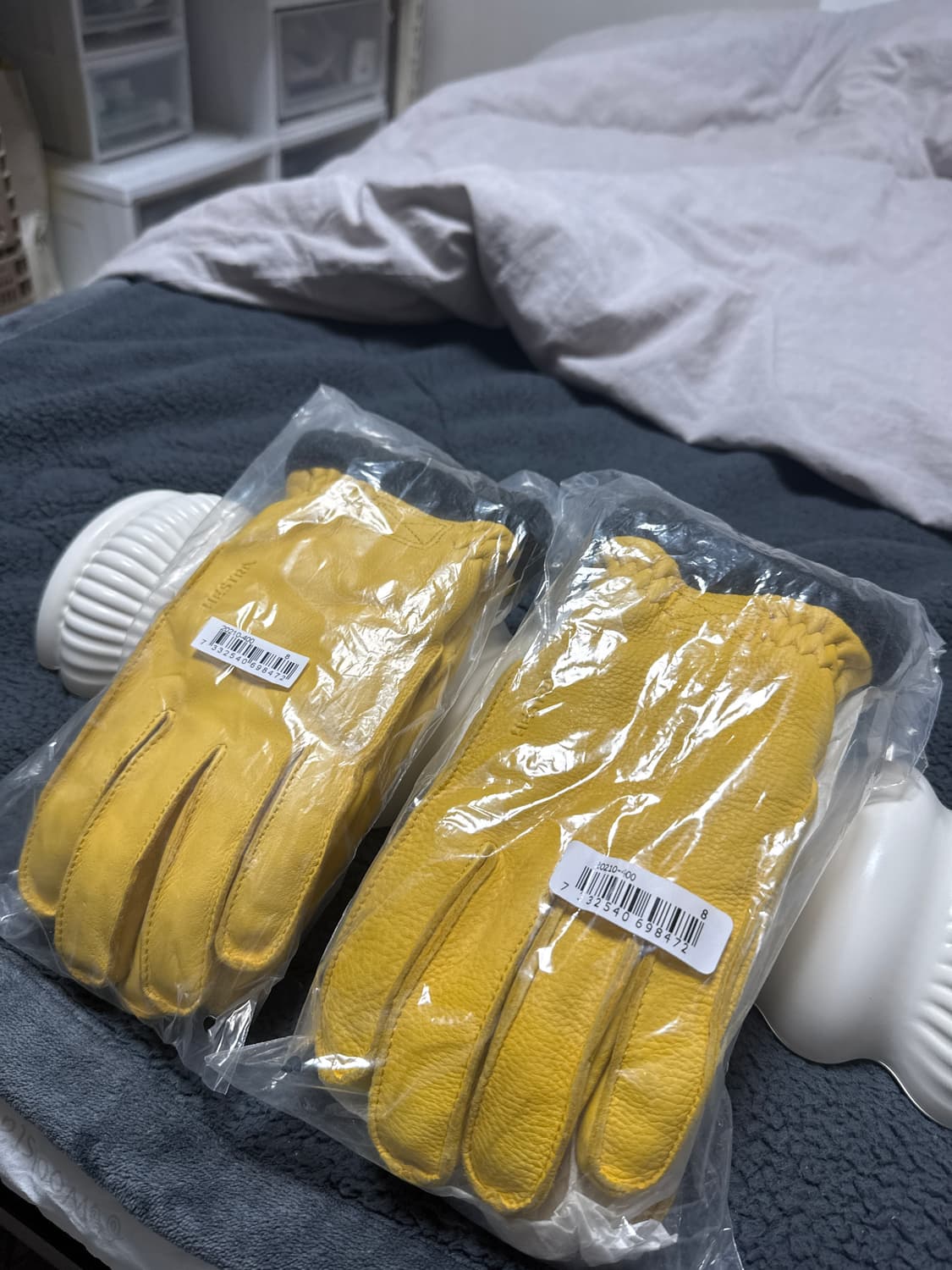  헤스트라 디어스킨 프리마로프트 립 내추럴 옐로우 상품이미지1