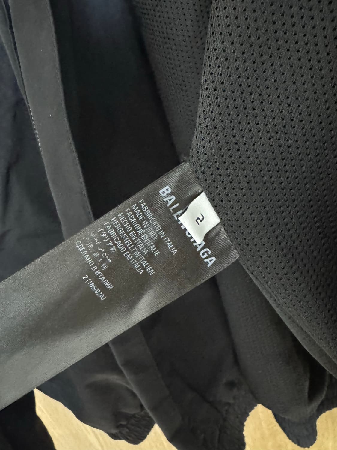 [2] 발렌시아가 아디다스 포플린 트랙탑 블랙 상품이미지3