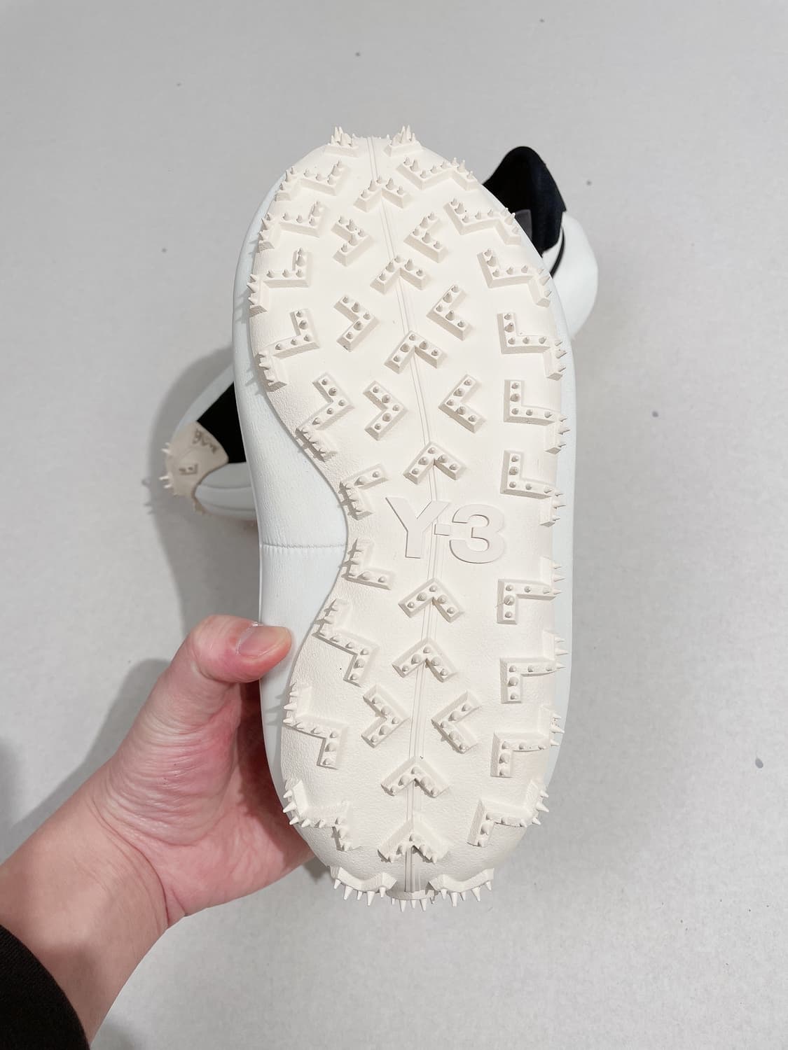 (정품/새상품) 와이쓰리 여성 마쿠라 블랙 화이트 스니커즈 상품이미지7