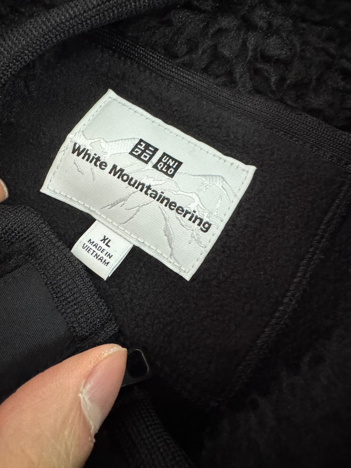 유니클로 x 화이트 마운티니어링 후드 플리스 자켓 XL 블랙 상품이미지3