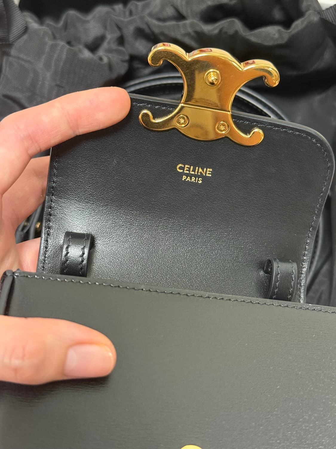 셀린느 트리옹프 미니백 상품이미지5