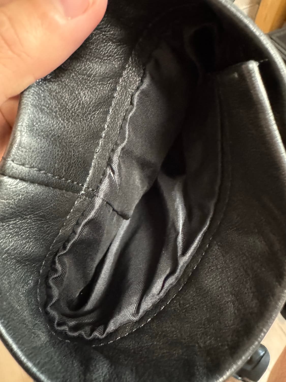 르메르 카우레더 블루종  상품이미지2