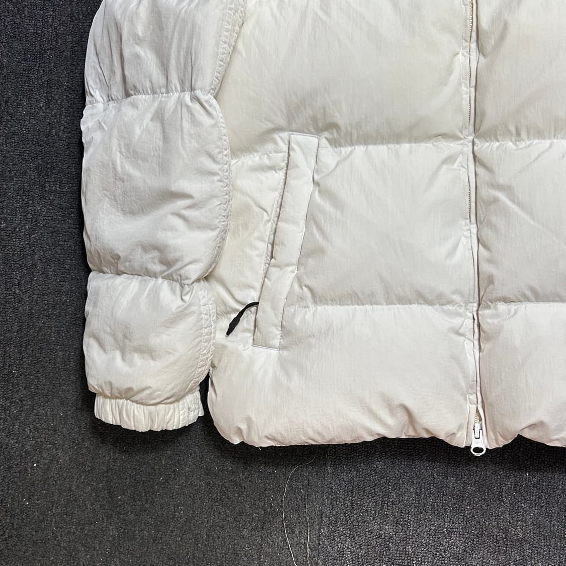 아디다스 화이트 패딩 점퍼 오리털 덕다운 파카 90 상품이미지4