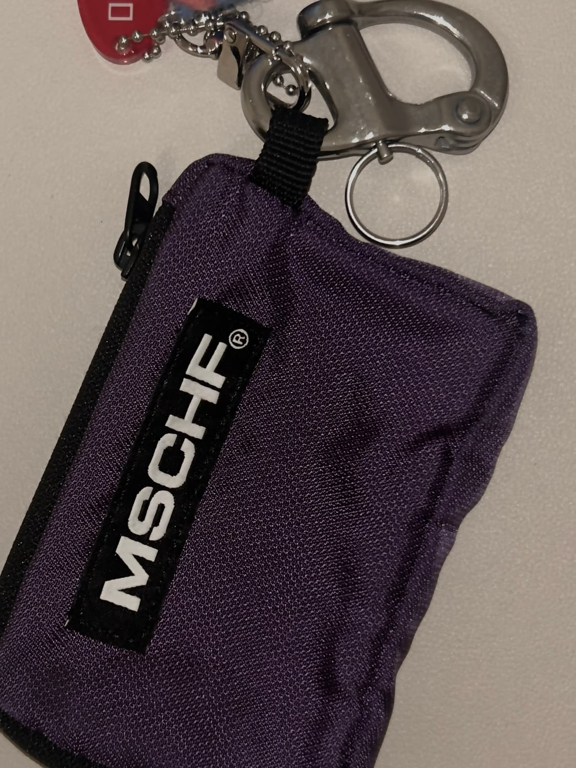 미스치프 롬버스 카라비너 파우치 퍼플 상품이미지4