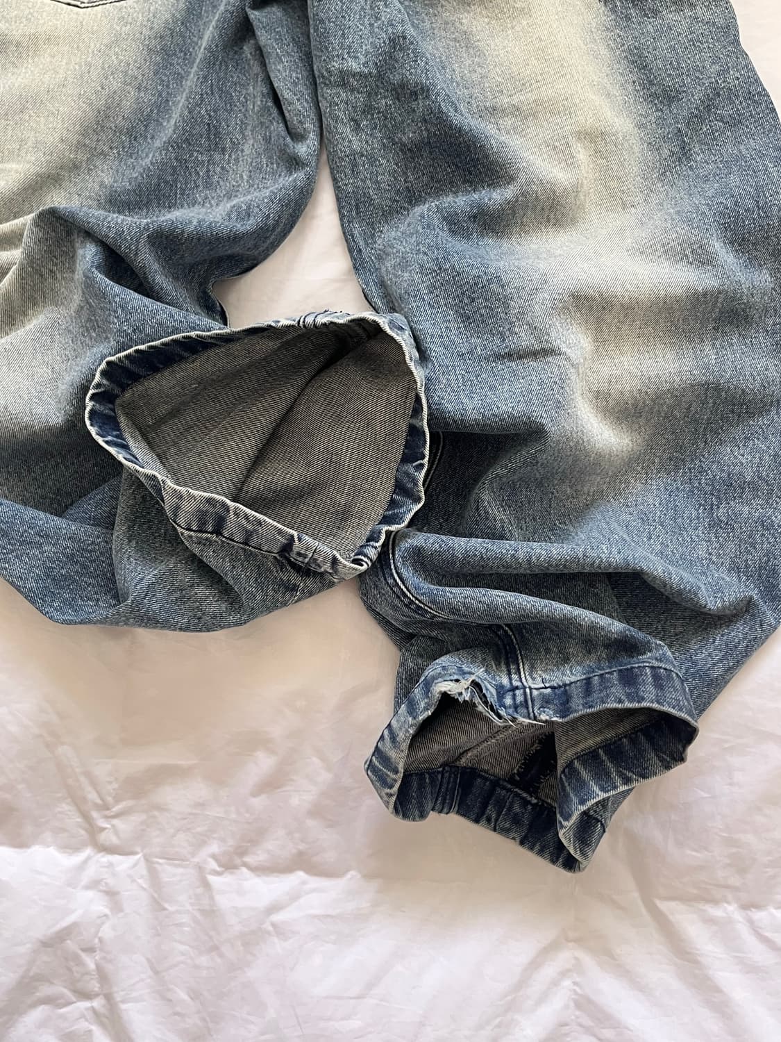 Layer  curve denim pants 상품이미지5