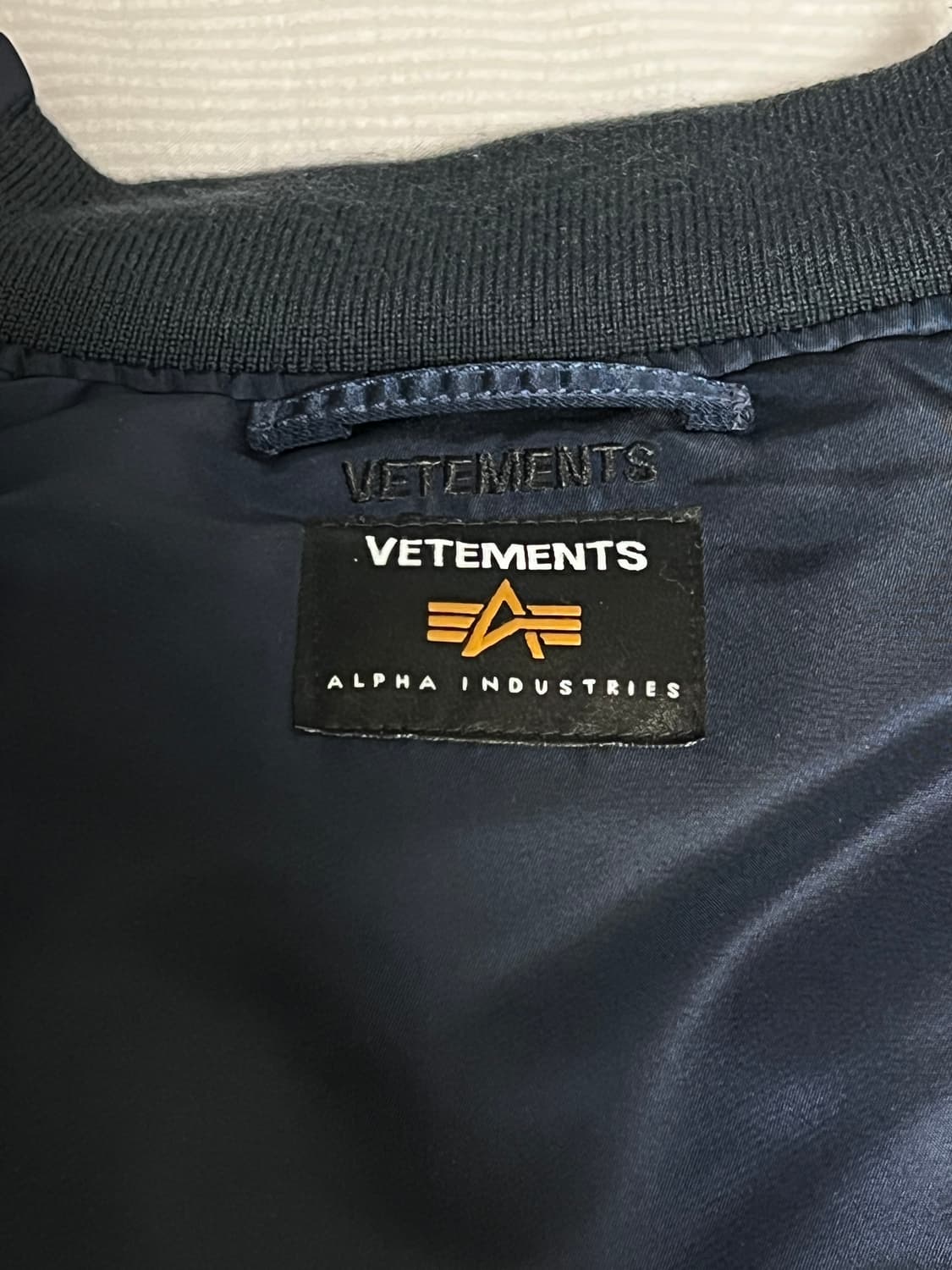 [s] 베트멍 알파인더스트리 리워크 봄버 상품이미지7