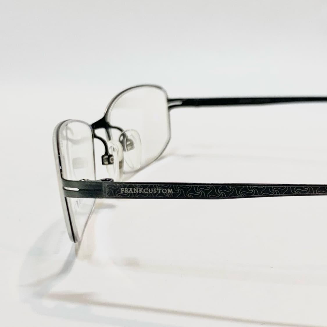 [픽키-672] 초경량 실버 사각 반무테 안경 메탈 프레임 마블팁 상품이미지6
