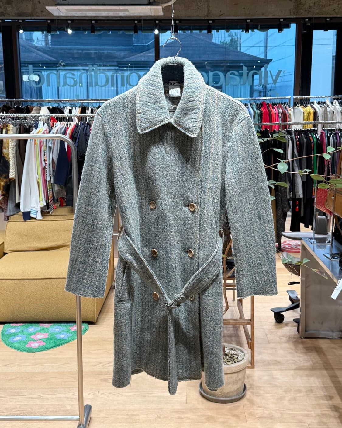 이세이미야케 블루 더블 벨티드 울 코트  상품이미지1